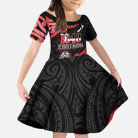 New Zealand 1840 Waitangi Day Family Matching Summer Maxi Dress and Hawaiian Shirt Aotearoa Haka Mask - Red Version LT14 Daughter's Dress Red - Polynesian Pride