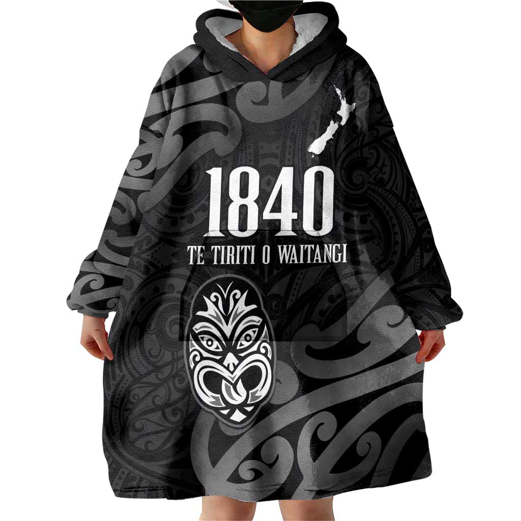 New Zealand 1840 Waitangi Day Wearable Blanket Hoodie Aotearoa Haka Mask - Black Version LT14 - Polynesian Pride