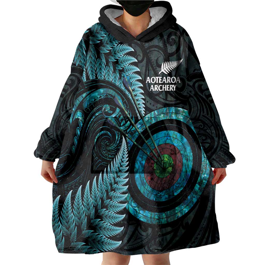 New Zealand Archery Wearable Blanket Hoodie Aotearoa Silver Fern Maori LT14 - Polynesian Pride