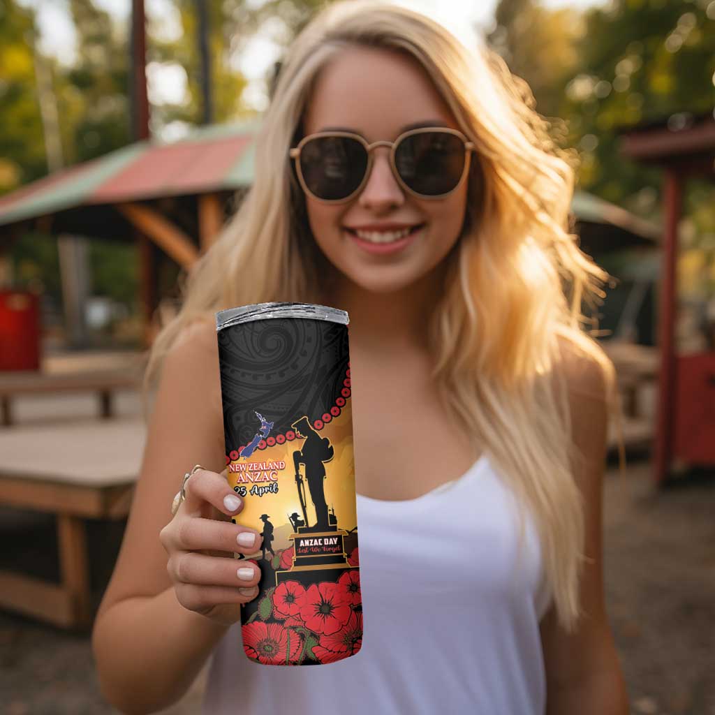 New Zealand Anzac Skinny Tumbler Maori Camouflage Mix Poppies We Will Remember Them LT14 - Polynesian Pride