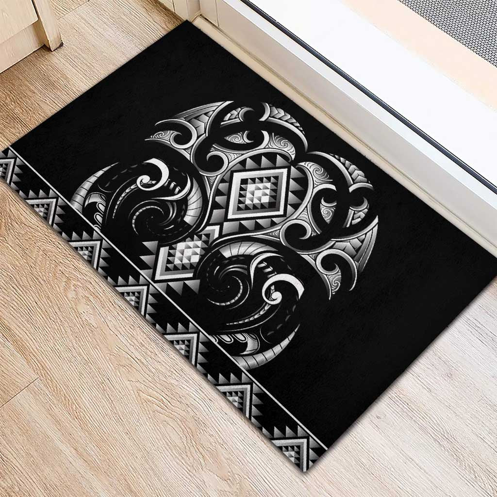 Black Ngaru Taniko With Aotearoa Maori Tattoo Rubber Doormat