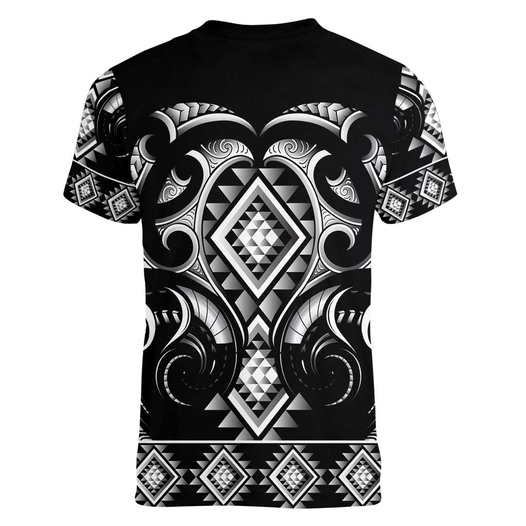 Black Ngaru Taniko With Aotearoa Maori Tattoo Women V-Neck T-Shirt LT14 - Polynesian Pride