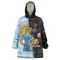 New Zealand Argentina Rugby Custom Wearable Blanket Hoodie 2025 Los Pumas All Black Together LT14 One Size Black - Polynesian Pride