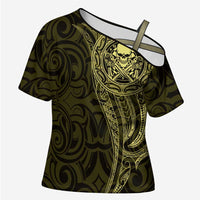 New Zealand Skull Darts Cross Shoulder Shirt Aotearoa Maori Chest Tattoo Stylized Gold LT14 Female Gold - Polynesian Pride