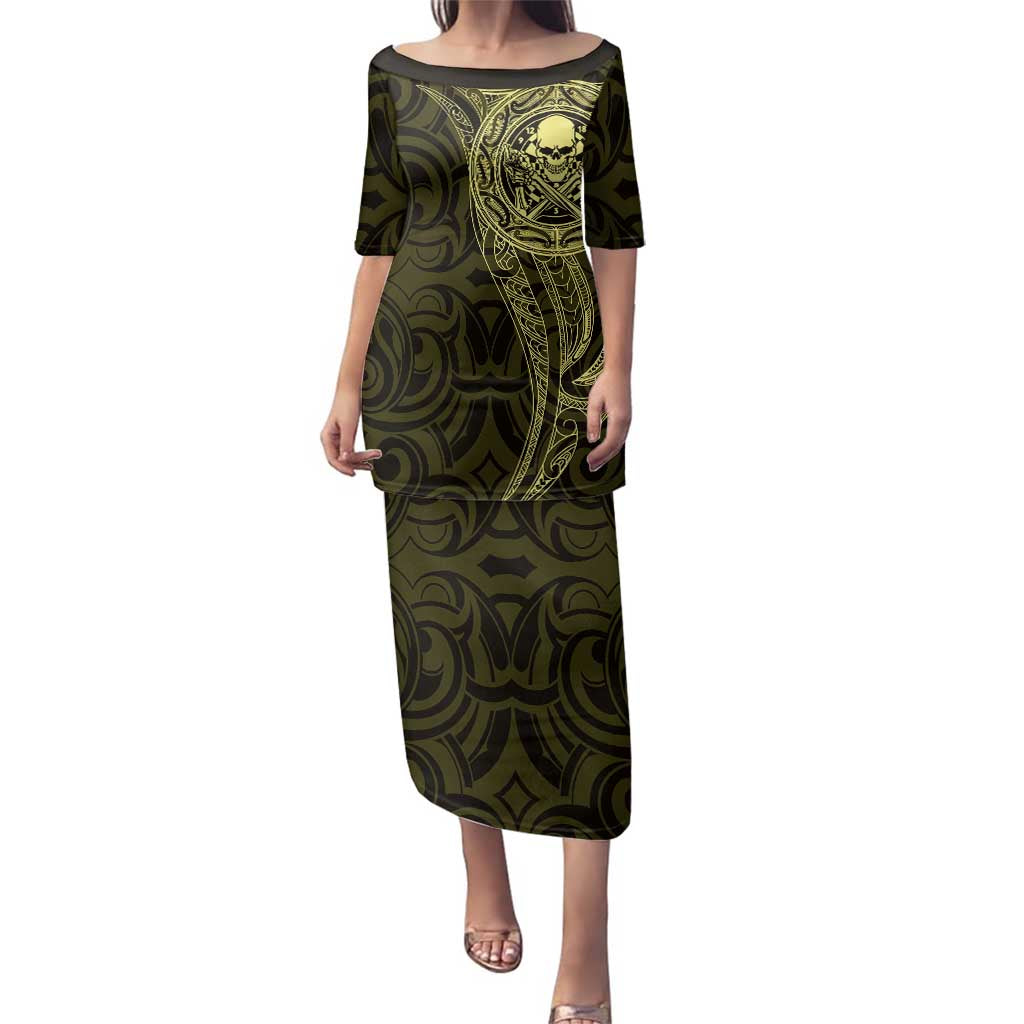 New Zealand Skull Darts Family Matching Puletasi and Hawaiian Shirt Aotearoa Maori Chest Tattoo Stylized Gold LT14 Mom's Dress Gold - Polynesian Pride