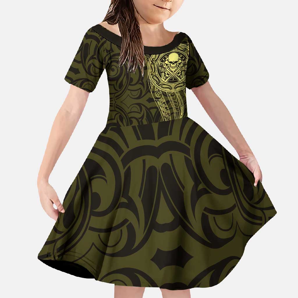 New Zealand Skull Darts Family Matching Short Sleeve Bodycon Dress and Hawaiian Shirt Aotearoa Maori Chest Tattoo Stylized Gold LT14 Daughter's Dress Gold - Polynesian Pride