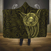 New Zealand Skull Darts Hooded Blanket Aotearoa Maori Chest Tattoo Stylized Gold LT14 - Polynesian Pride