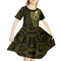 New Zealand Skull Darts Kid Short Sleeve Dress Aotearoa Maori Chest Tattoo Stylized Gold LT14 - Polynesian Pride