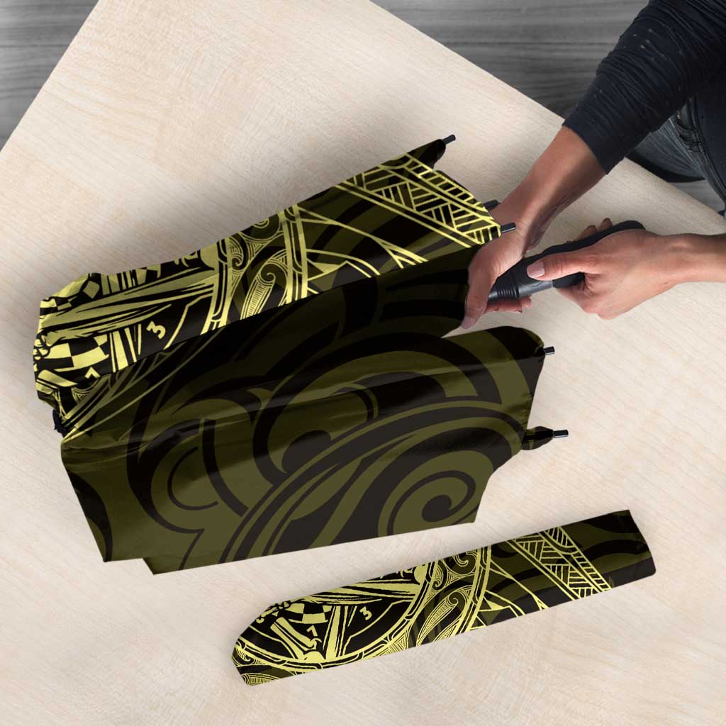 New Zealand Skull Darts Umbrella Aotearoa Maori Chest Tattoo Stylized Gold - Polynesian Pride