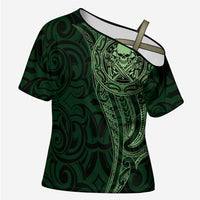 New Zealand Skull Darts Cross Shoulder Shirt Aotearoa Maori Chest Tattoo Stylized Green LT14 Female Green - Polynesian Pride