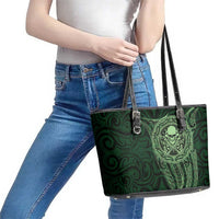 New Zealand Skull Darts Leather Tote Bag Aotearoa Maori Chest Tattoo Stylized Green LT14 - Polynesian Pride