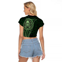 New Zealand Skull Darts Raglan Cropped T Shirt Aotearoa Maori Chest Tattoo Stylized Green LT14 - Polynesian Pride