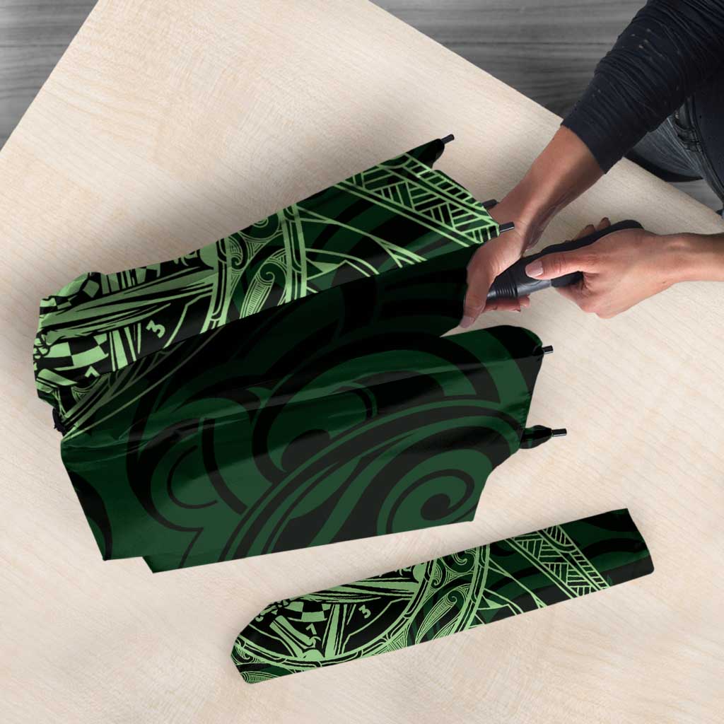 New Zealand Skull Darts Umbrella Aotearoa Maori Chest Tattoo Stylized Green - Polynesian Pride
