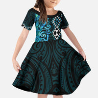 Turquoise Aotearoa Family Matching Off Shoulder Maxi Dress and Hawaiian Shirt Taniko Motifs With Paua Shell Kowhaiwhai LT14 Daughter's Dress Turquoise - Polynesian Pride