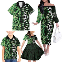 Green Aotearoa Family Matching Off The Shoulder Long Sleeve Dress and Hawaiian Shirt Taniko Motifs With Paua Shell Kowhaiwhai LT14 - Polynesian Pride