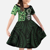 Green Aotearoa Family Matching Summer Maxi Dress and Hawaiian Shirt Taniko Motifs With Paua Shell Kowhaiwhai LT14 Daughter's Dress Green - Polynesian Pride