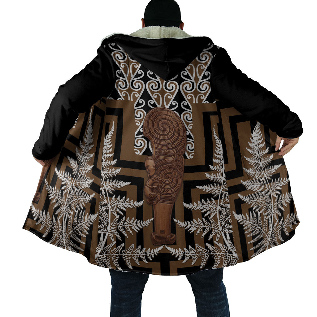 Wahaika New Zealand Cloak Maori Weapon Kowhaiwhai Fern Poutama Motifs