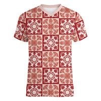 Ulaula Palaka Quilt Hawaii Women V-Neck T-Shirt Hawaiian Tropical Monstera Sea Turtle LT14 Female Red - Polynesian Pride