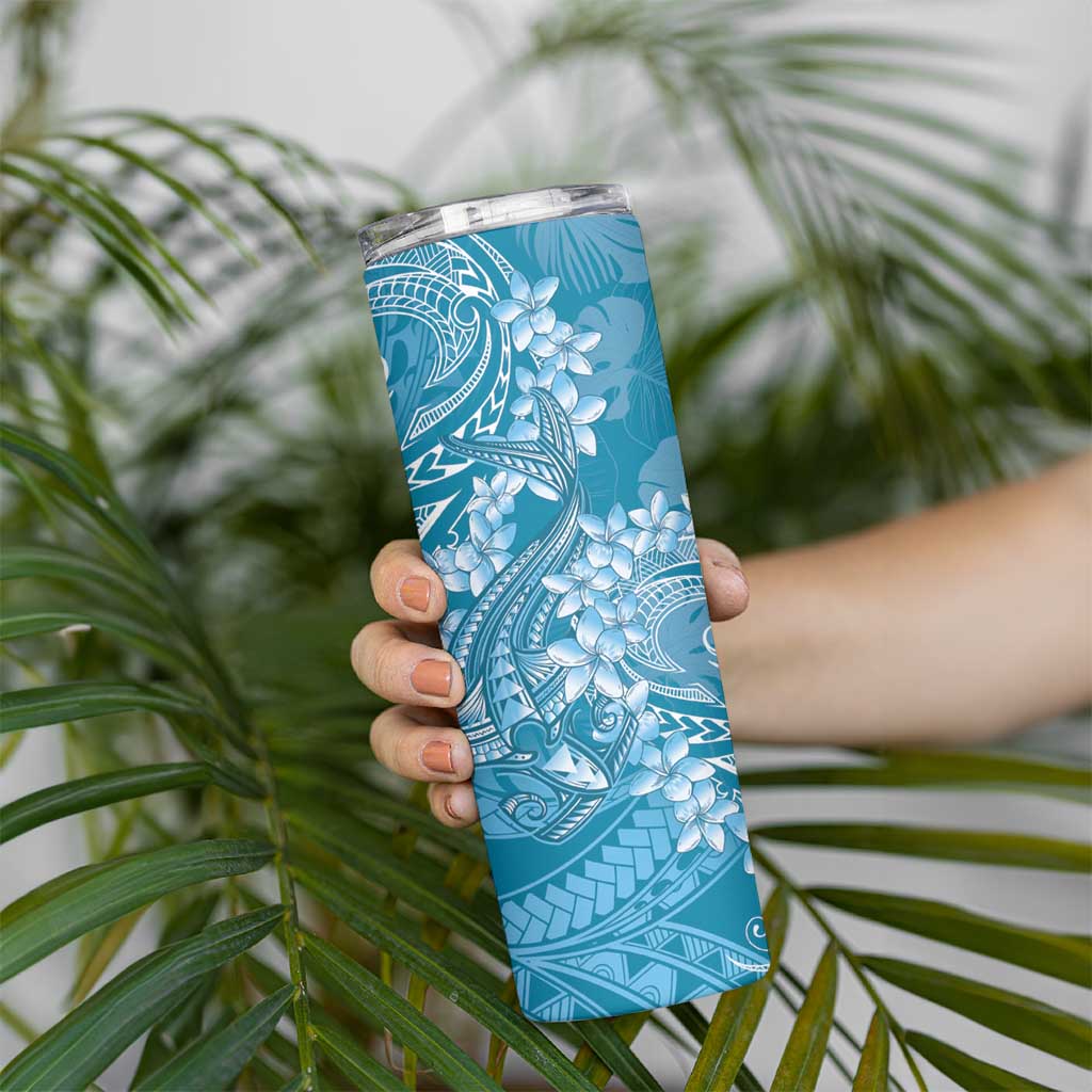 Blue Polynesia Hammerhead Shark Tattoo With Plumeria Lei Skinny Tumbler