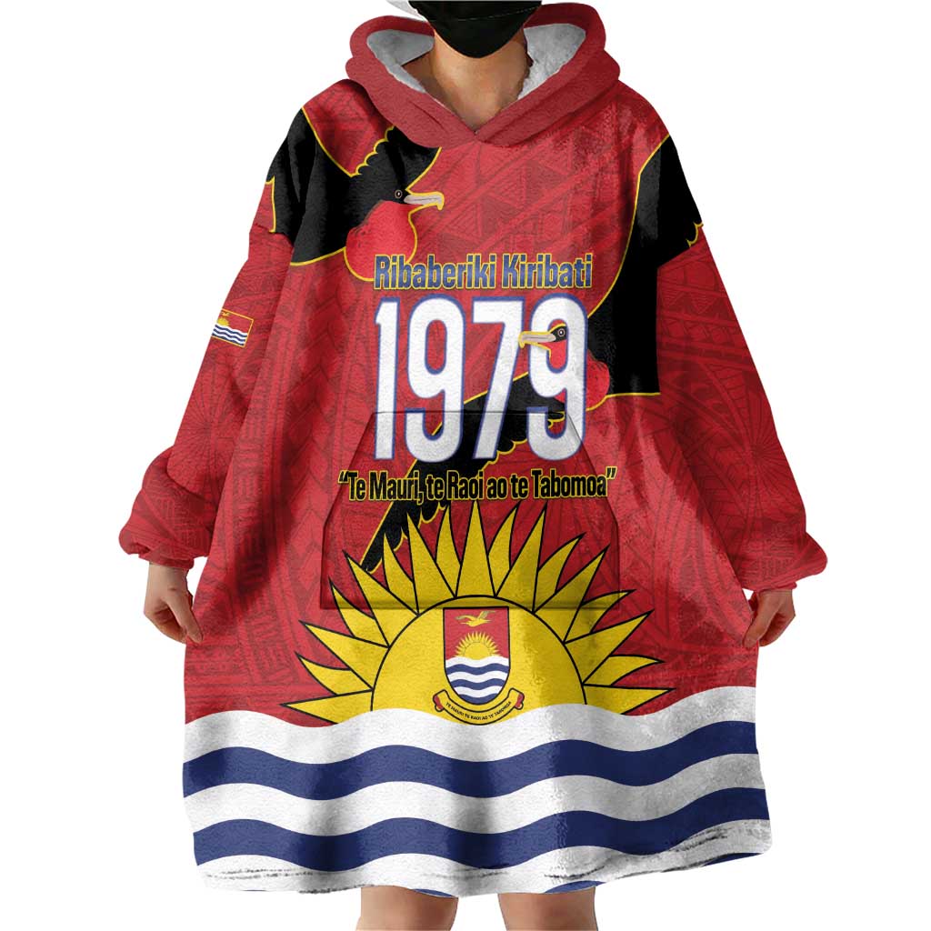 Mauri Kiribati Independence Day Wearable Blanket Hoodie 1979 Proud National Frigatebird LT14 - Polynesian Pride