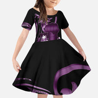 Purple Hafa Adai Guam Family Matching Short Sleeve Bodycon Dress and Hawaiian Shirt Chamorro Latte Stone Hand With Plumeria LT14 Daughter's Dress Purple - Polynesian Pride