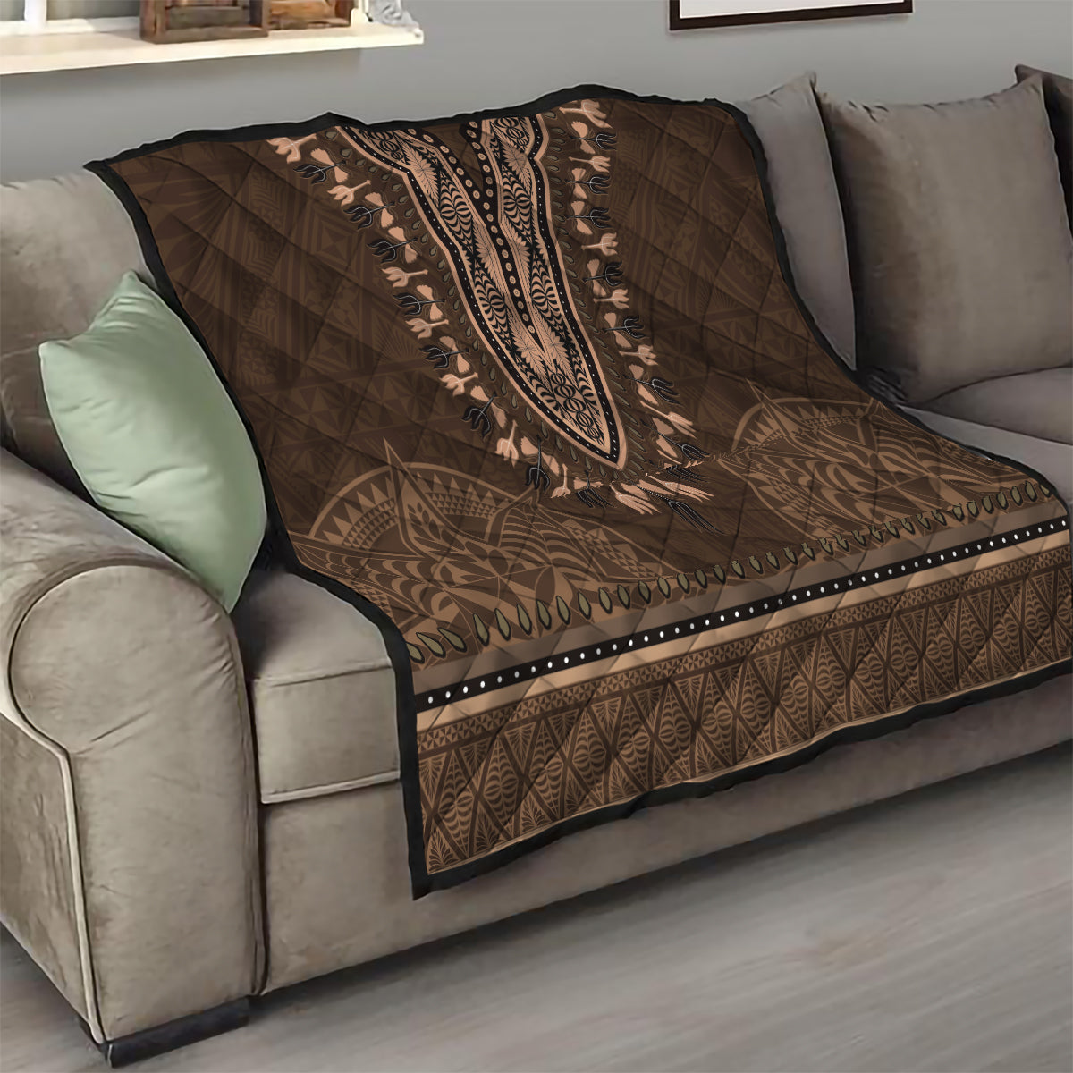 Brown African Dashiki With Tonga Ngatu Pattern Quilt