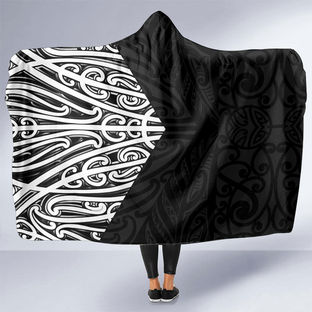 Black New Zealand Puhoro Maori Tattoo Hooded Blanket LT14 One Size Black - Polynesian Pride