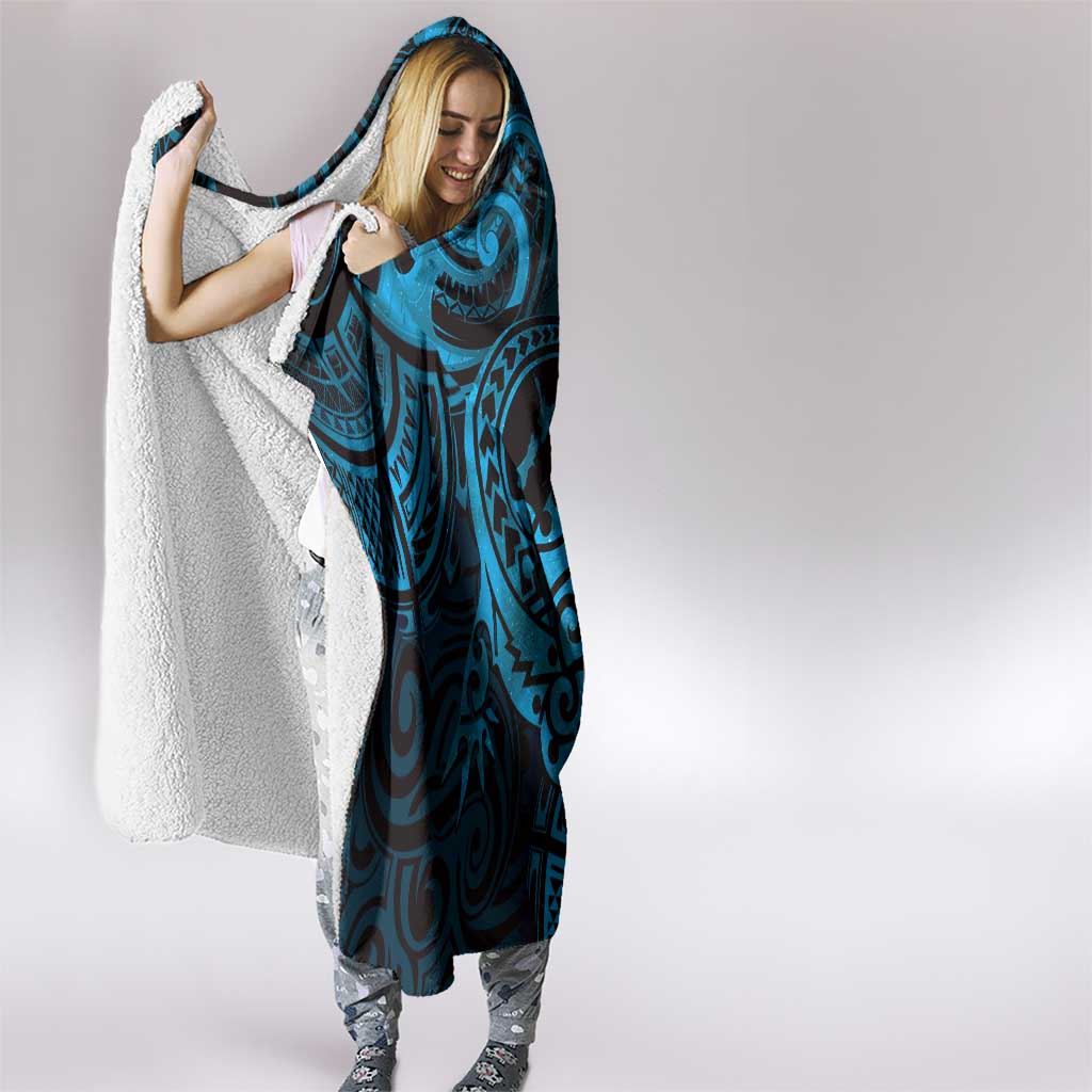 New Zealand Tuatara Hooded Blanket Aotearoa Maori Clematis Flowers - Blue LT14 - Polynesian Pride