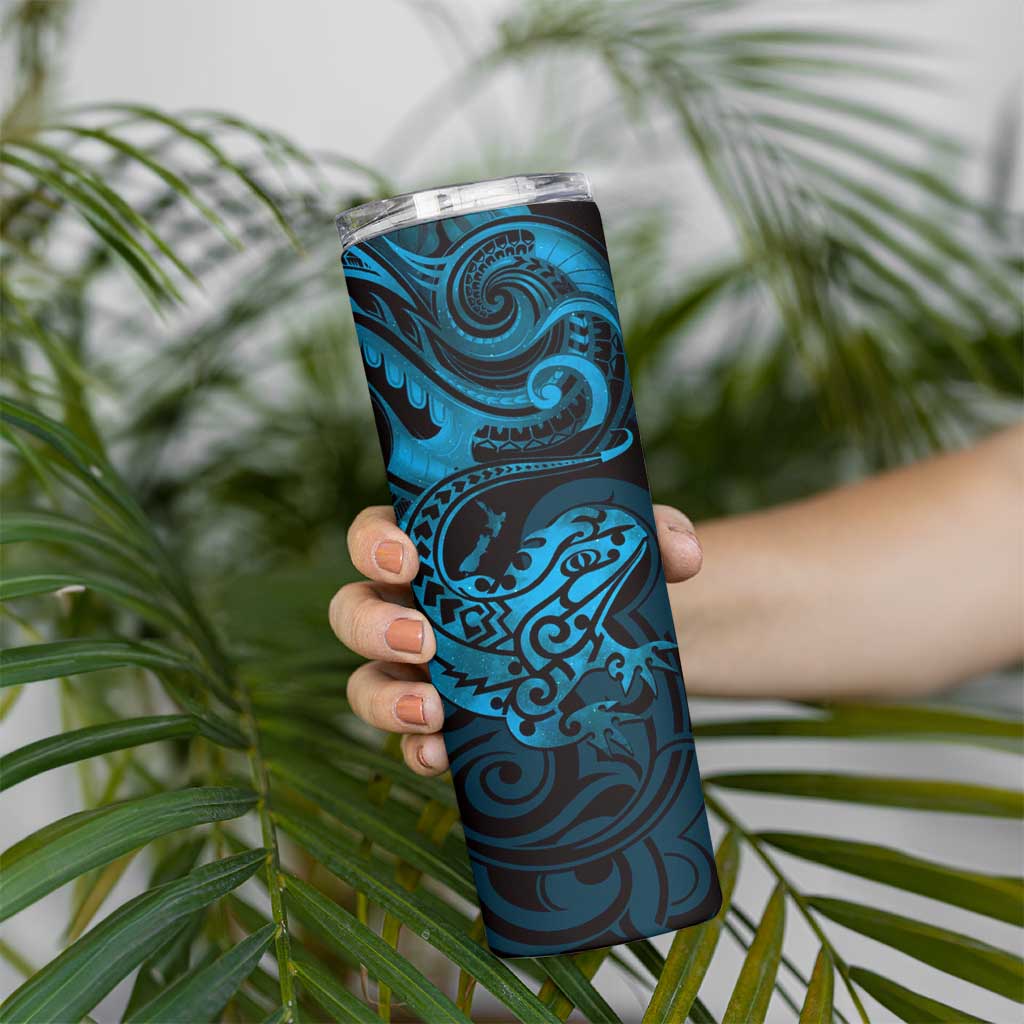 New Zealand Tuatara Skinny Tumbler Aotearoa Maori Clematis Flowers - Blue LT14 - Polynesian Pride