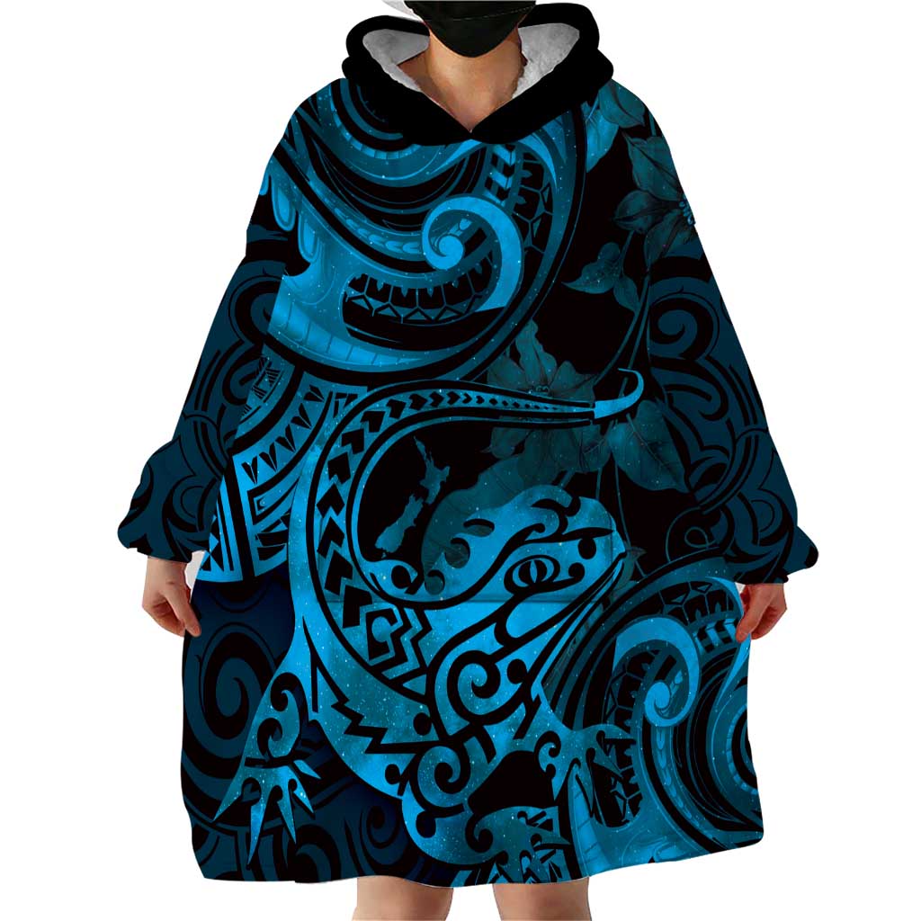 New Zealand Tuatara Wearable Blanket Hoodie Aotearoa Maori Clematis Flowers - Blue LT14 - Polynesian Pride