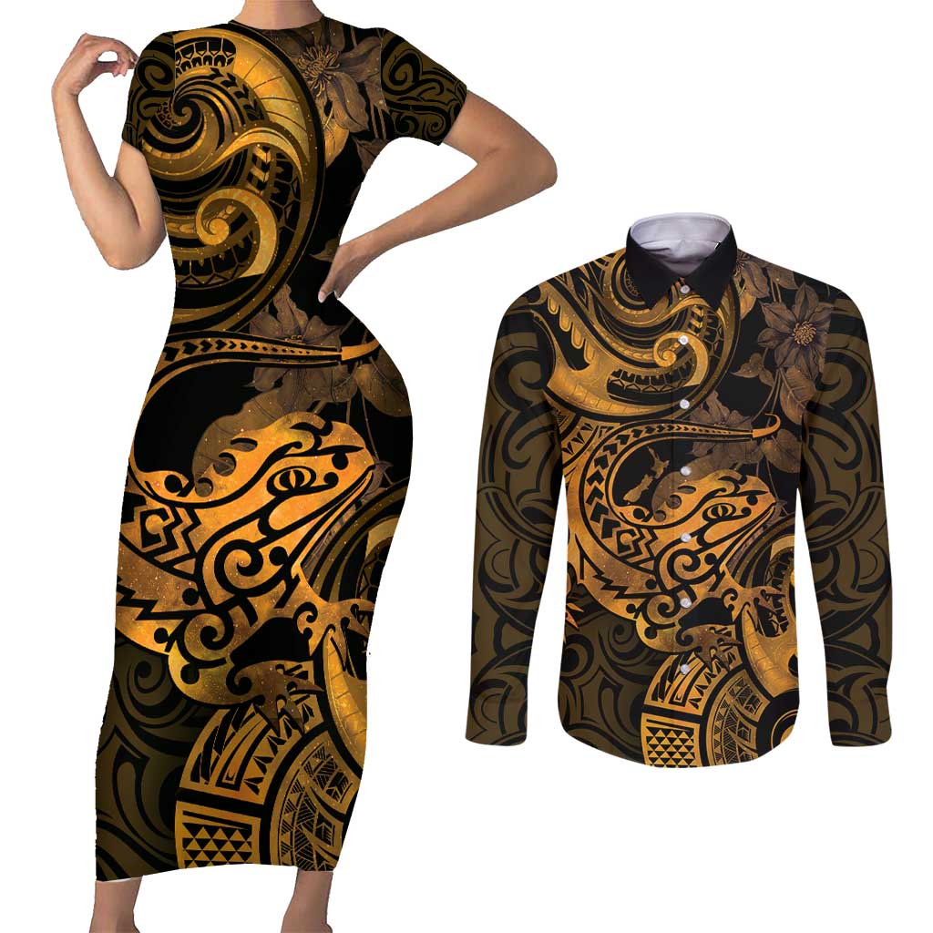 New Zealand Tuatara Couples Matching Short Sleeve Bodycon Dress and Long Sleeve Button Shirt Aotearoa Maori Clematis Flowers - Gold LT14 Gold - Polynesian Pride