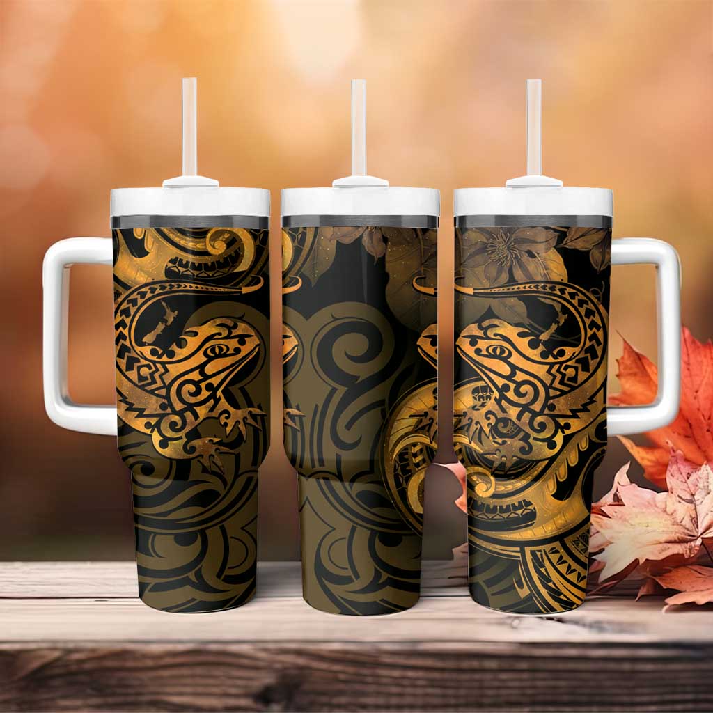 New Zealand Tuatara Tumbler With Handle Aotearoa Maori Clematis Flowers - Gold LT14 - Polynesian Pride