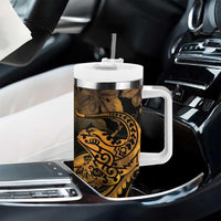 New Zealand Tuatara Tumbler With Handle Aotearoa Maori Clematis Flowers - Gold LT14 - Polynesian Pride