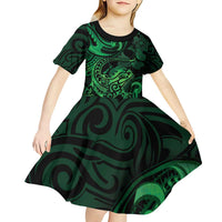 New Zealand Tuatara Kid Short Sleeve Dress Aotearoa Maori Clematis Flowers - Green LT14 - Polynesian Pride