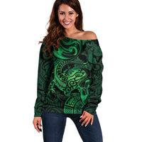 New Zealand Tuatara Off Shoulder Sweater Aotearoa Maori Clematis Flowers - Green LT14 Women Green - Polynesian Pride