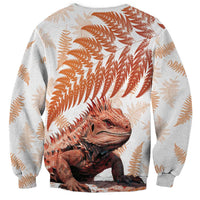 Red New Zealand Tuatara Sweatshirt Aotearoa Sphenodon Punctatus Silver Fern LT14 - Polynesian Pride