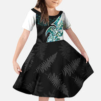 Proud Aotearoa Family Matching Off Shoulder Maxi Dress and Hawaiian Shirt Maori Silver Fern Mix Paua Shell Pattern LT14 Daughter's Dress Black - Polynesian Pride