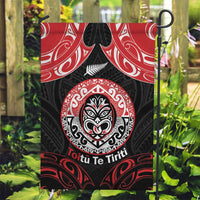 Aotearoa Toitu Te Tiriti Garden Flag Haka Tiki Honour The Treaty LT14 Garden Flag Black - Polynesian Pride