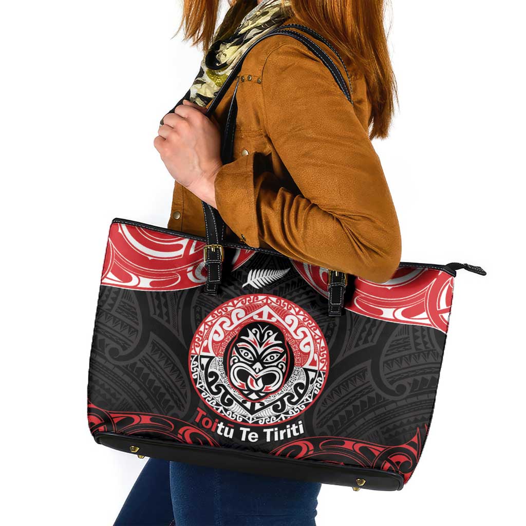 Aotearoa Toitu Te Tiriti Leather Tote Bag Haka Tiki Honour The Treaty LT14 Black - Polynesian Pride