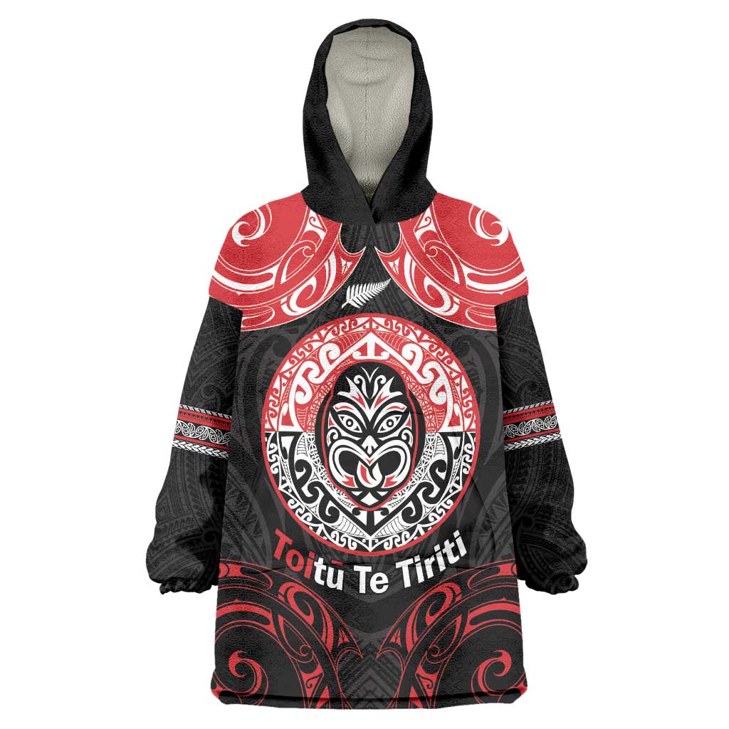 Aotearoa Toitu Te Tiriti Wearable Blanket Hoodie Haka Tiki Honour The Treaty LT14 One Size Black - Polynesian Pride