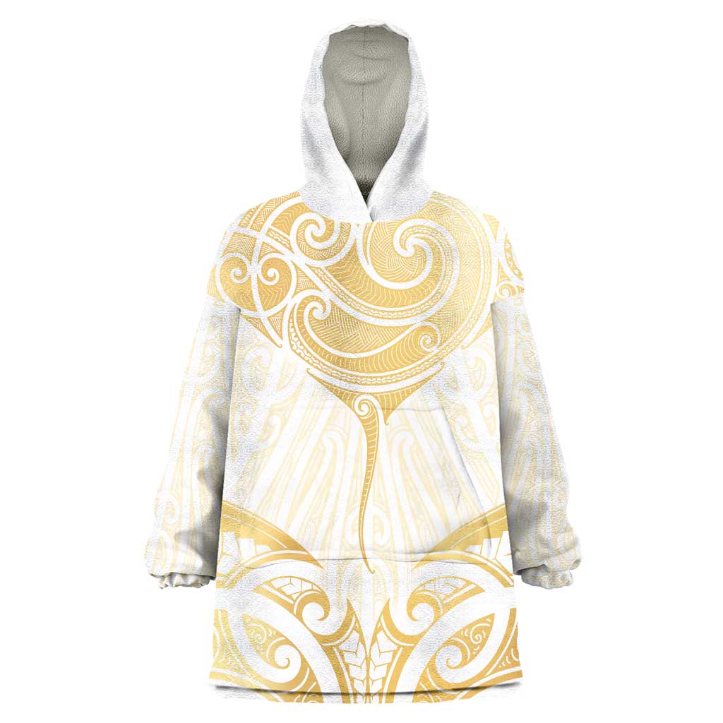 Gold White New Zealand Manta Ray Wearable Blanket Hoodie Aotearoa Maori Haehae LT14 One Size White - Polynesian Pride