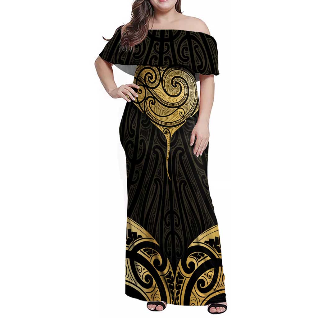 Gold Black New Zealand Manta Ray Family Matching Off Shoulder Maxi Dress and Hawaiian Shirt Aotearoa Maori Haehae LT14 Mom's Dress Black - Polynesian Pride