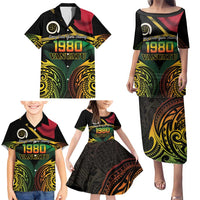 Vanuatu 1980 Family Matching Puletasi and Hawaiian Shirt Hapi 45 Yia Indipendens Anivesari LT14 - Polynesian Pride
