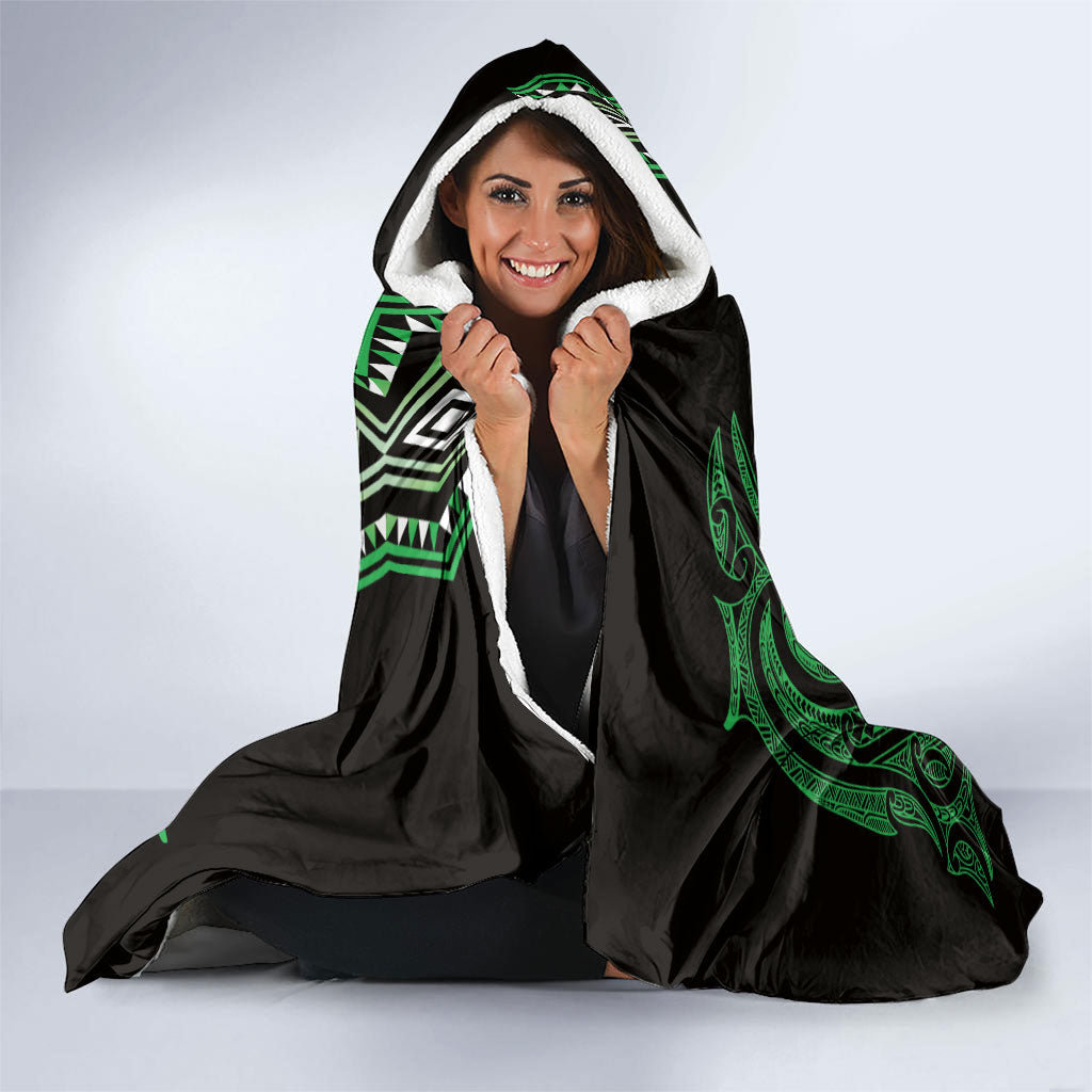 Aotearoa Iwi Ngati Pikiao Hooded Blanket NZ Maori Humpback Whale Taniko Motifs LT14 - Polynesian Pride