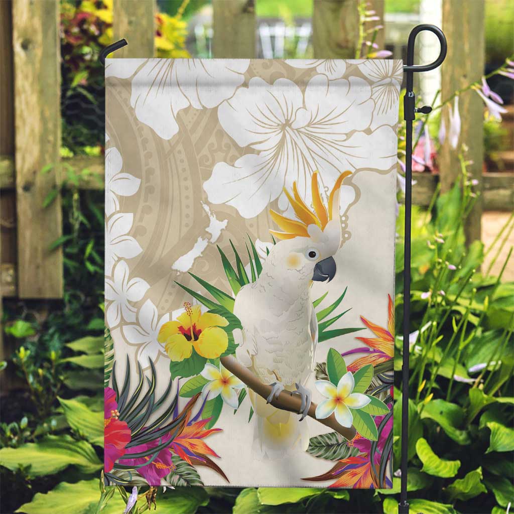 New Zealand Cacatua Galerita Garden Flag Aotearoa Cockatoo Tropical Flowers LT14 Garden Flag Beige - Polynesian Pride