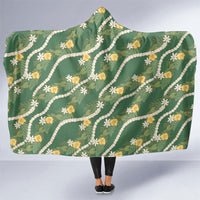 Hawaiian Pikake Maile Lei Hooded Blanket Tiare Hibiscus Kalo Palapalai Leaf Green LT19 One Size Green - Polynesian Pride