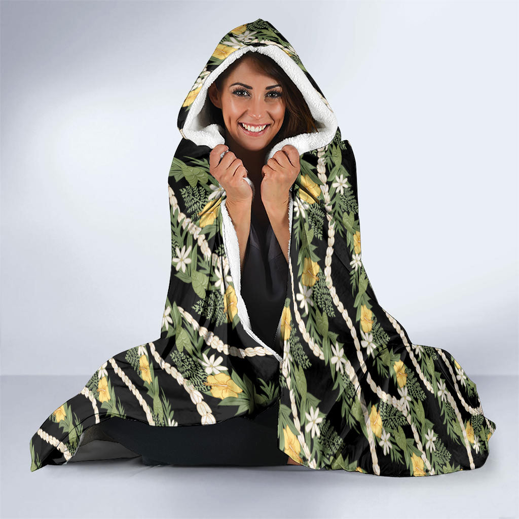 Hawaiian Pikake Maile Lei Hooded Blanket Tiare Hibiscus Kalo Palapalai Leaf Black LT19 - Polynesian Pride