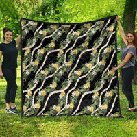 Hawaiian Pikake Maile Lei Quilt Tiare Hibiscus Kalo Palapalai Leaf Black