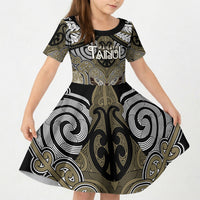 Aotearoa Iwi Waikato Tainui Personalised Kid Short Sleeve Dress Maori Kowhaiwhai Pattern LT19 KID Dark Yellow - Polynesian Pride