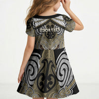 Aotearoa Iwi Waikato Tainui Personalised Kid Short Sleeve Dress Maori Kowhaiwhai Pattern LT19 - Polynesian Pride